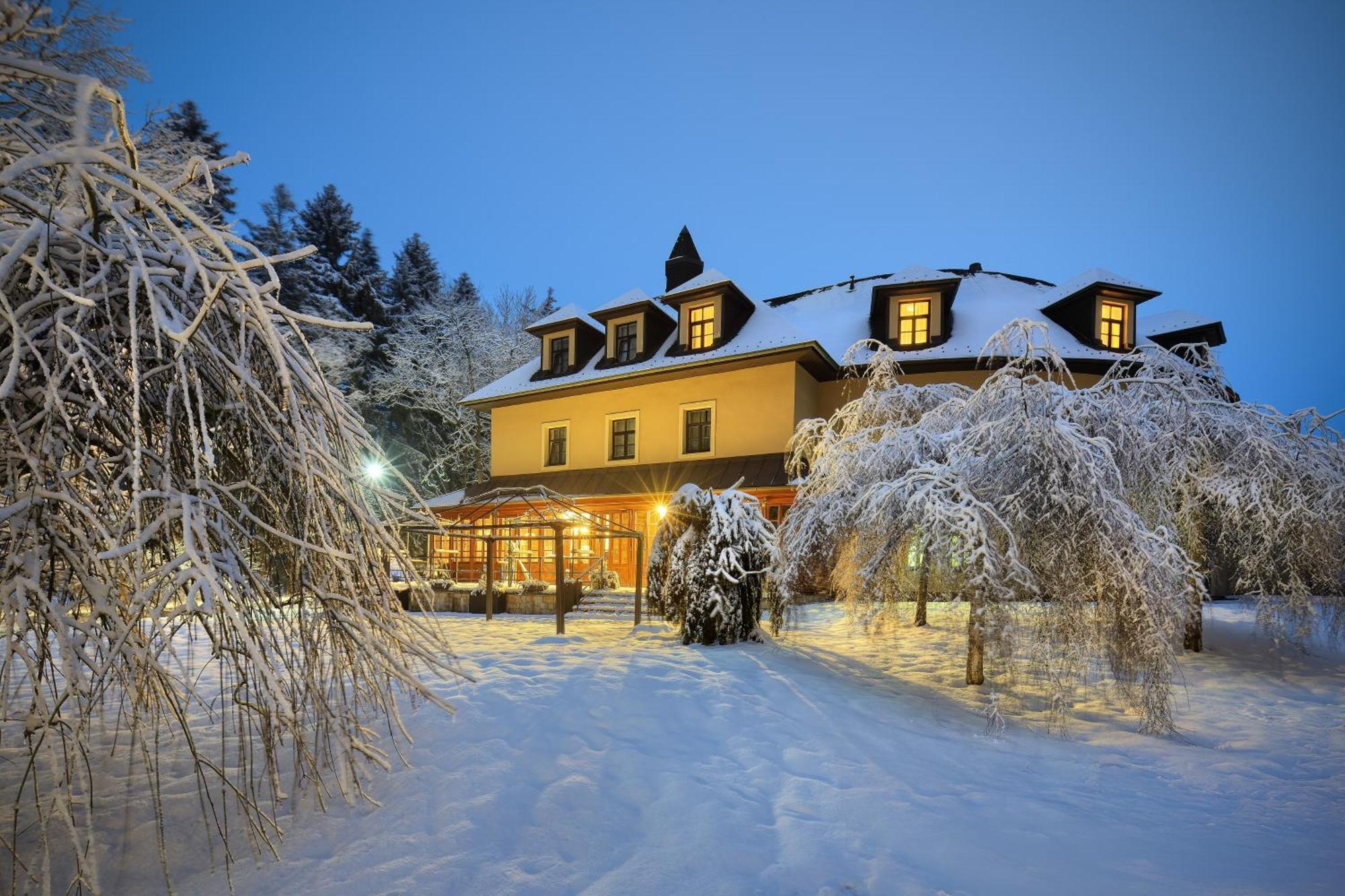 Hotel Morris Relax & Wellness マリアーンスケー・ラーズニェ エクステリア 写真